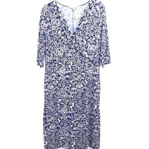 Travelsmith Blue and White 3/4 sleeve V-Neck Packable Dress Size Large Petite